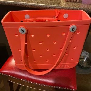 Baby Coral Bogg Bag - used